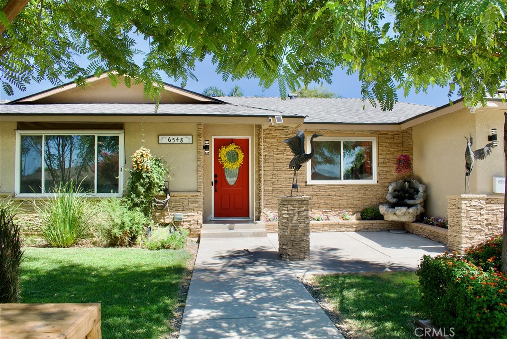 6548 N Callisch Ave, Fresno, CA 93710