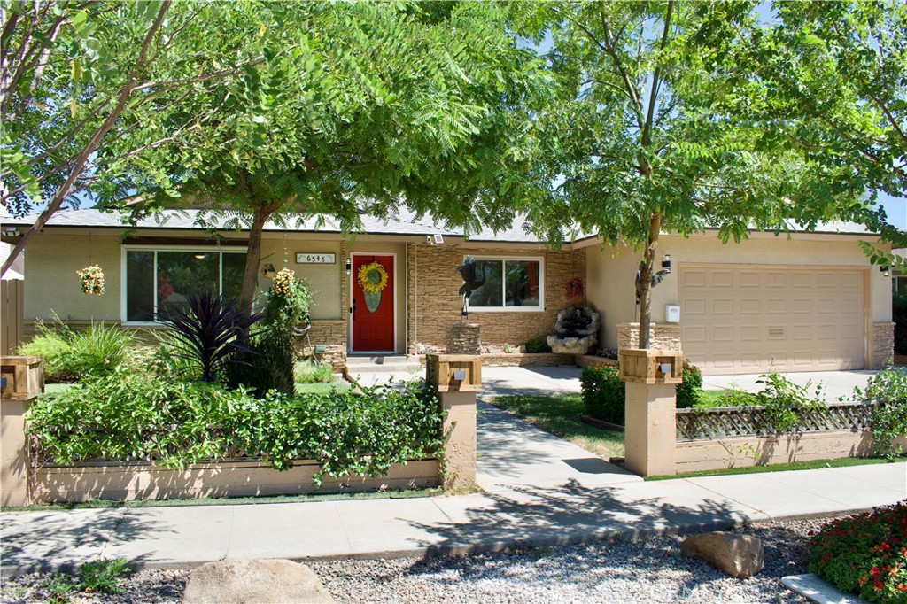 6548 N Callisch Ave, Fresno, CA 93710