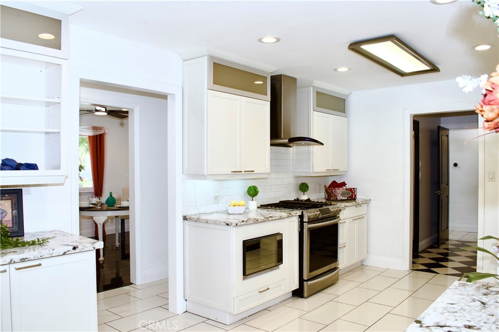 6548 N Callisch Ave, Fresno, CA 93710