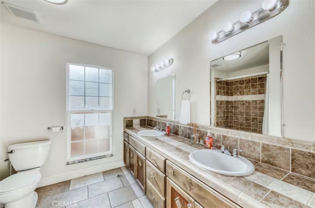 3436 W Sierra Avenue, Fresno, CA 93711