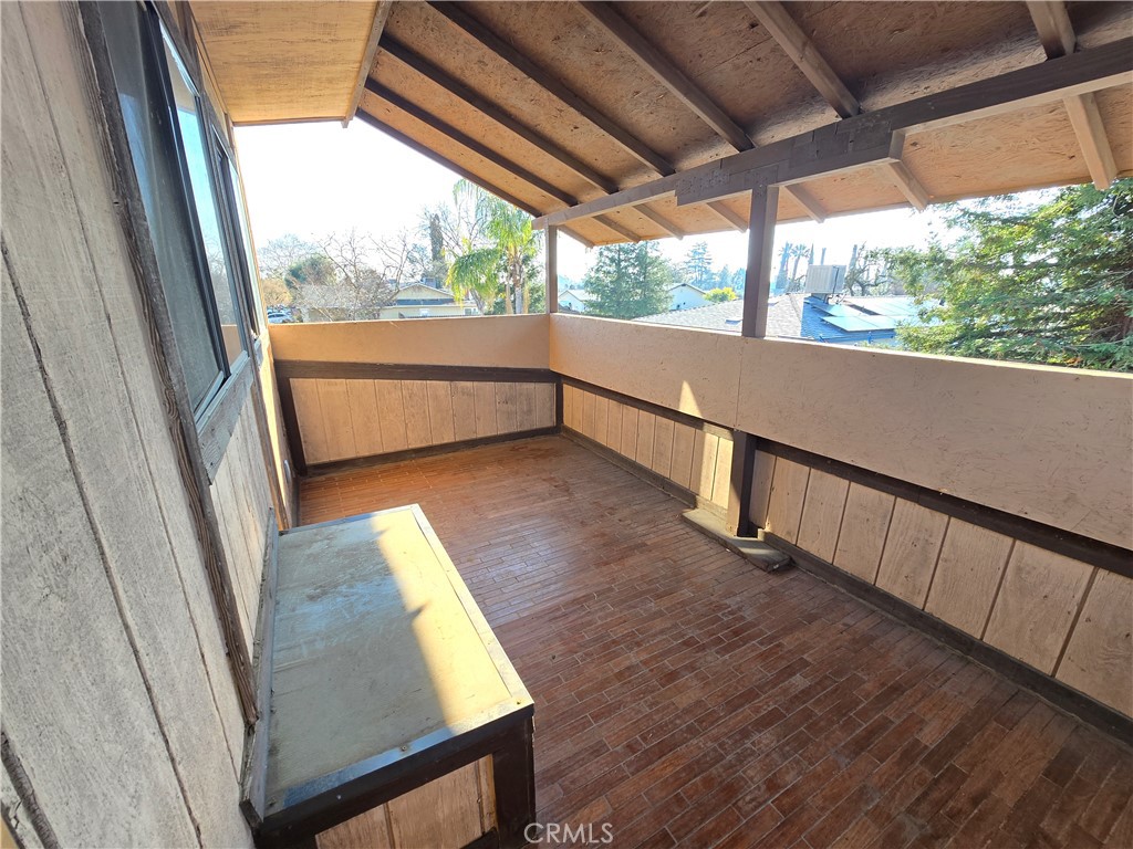 6569 N College Ave, Fresno, CA 93704