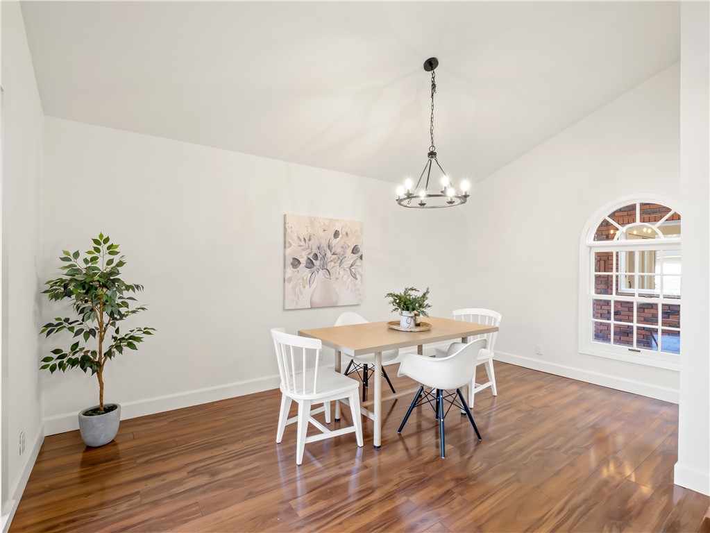 2527 W San Madele, Fresno, CA 93711