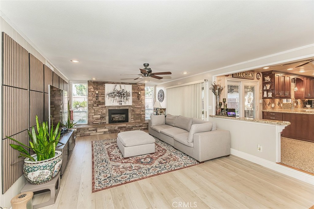 5644 N Hazel, Fresno, CA 93711