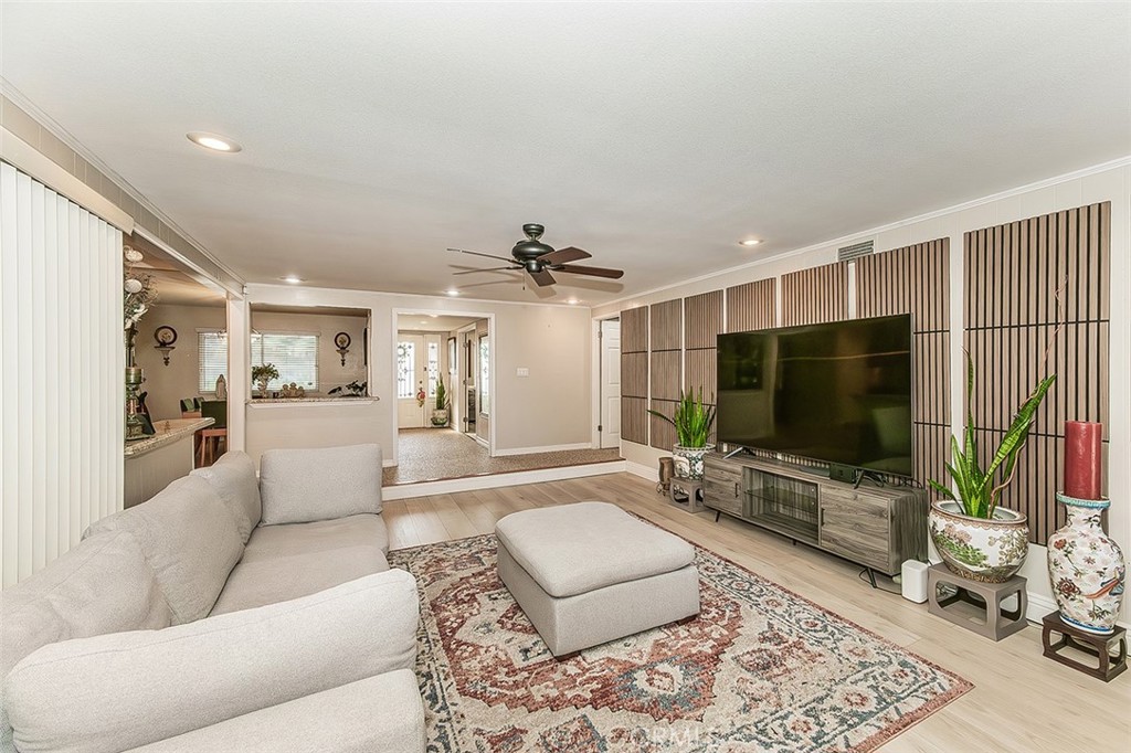 5644 N Hazel, Fresno, CA 93711