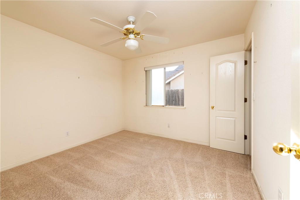 4514 W Oswego, Fresno, CA 93722