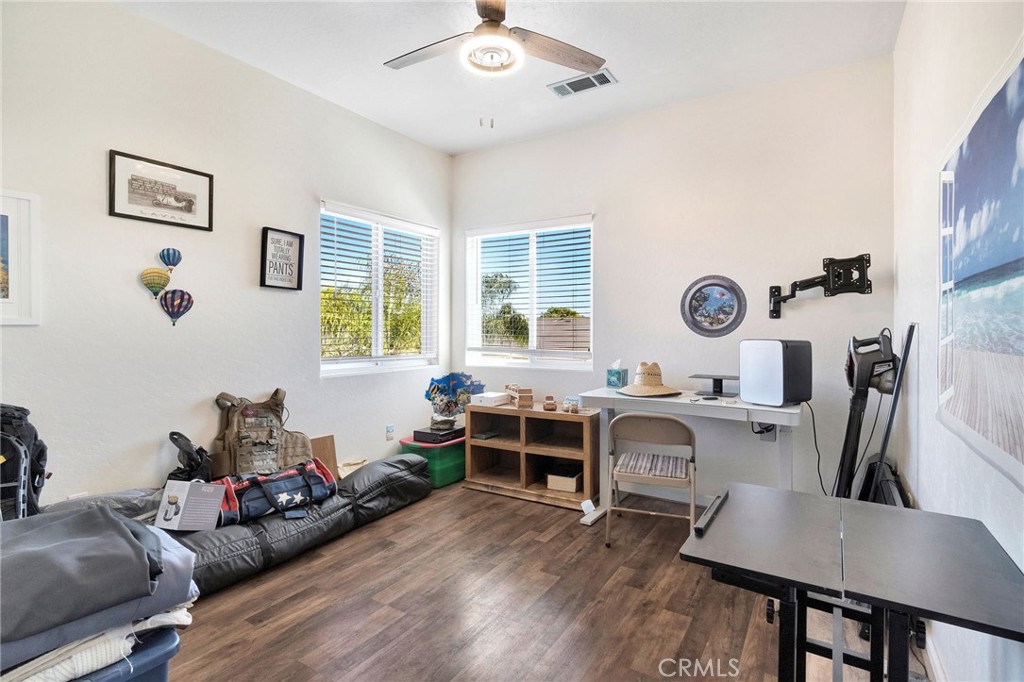 6367 E Dayton Ave, Fresno, CA 93727