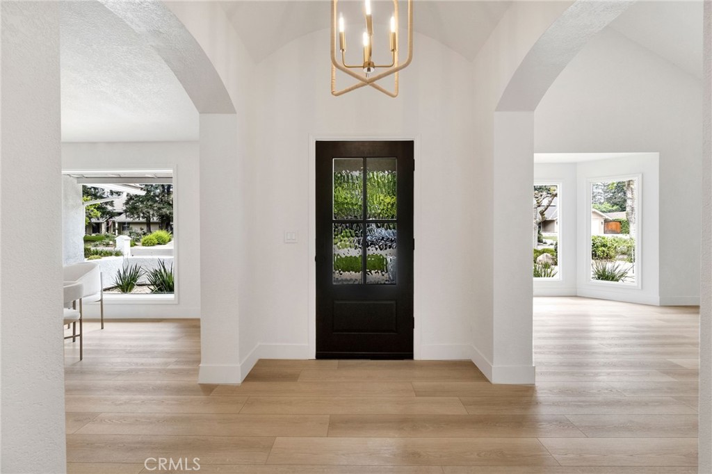 3737 W Minarets Ave, Fresno, CA 93711