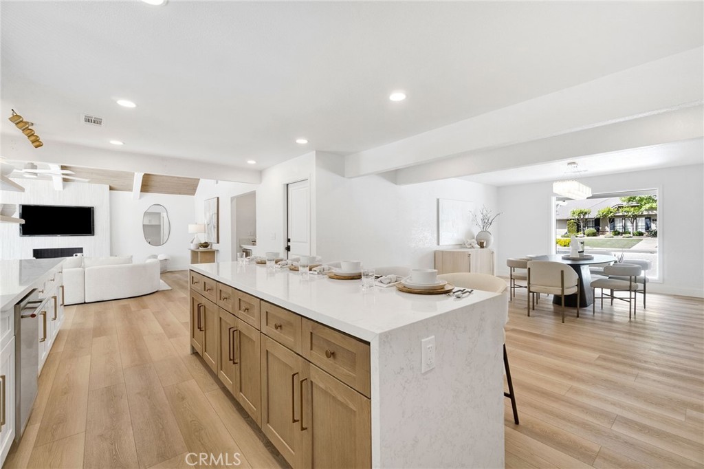 3737 W Minarets Ave, Fresno, CA 93711