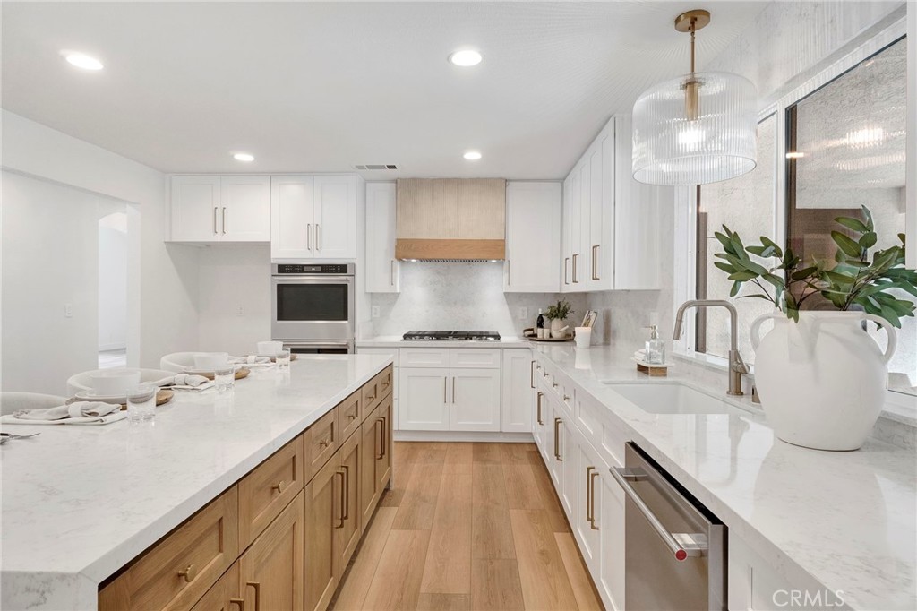 3737 W Minarets Ave, Fresno, CA 93711