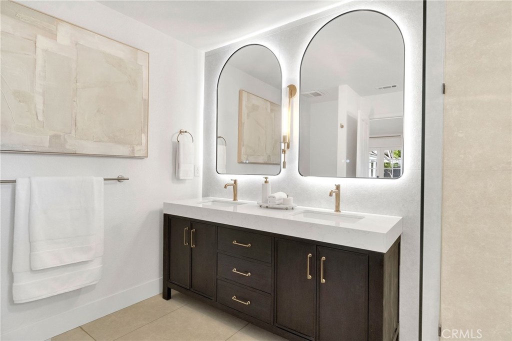 3737 W Minarets Ave, Fresno, CA 93711