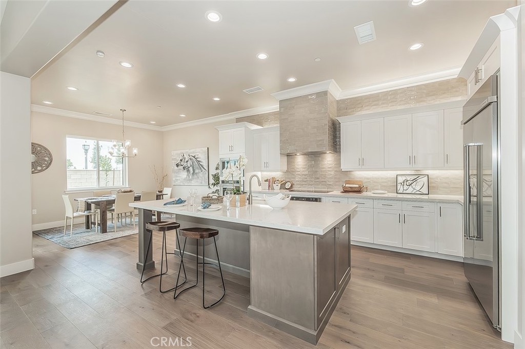 11421 N Live Oak Dr, Fresno, CA 93730