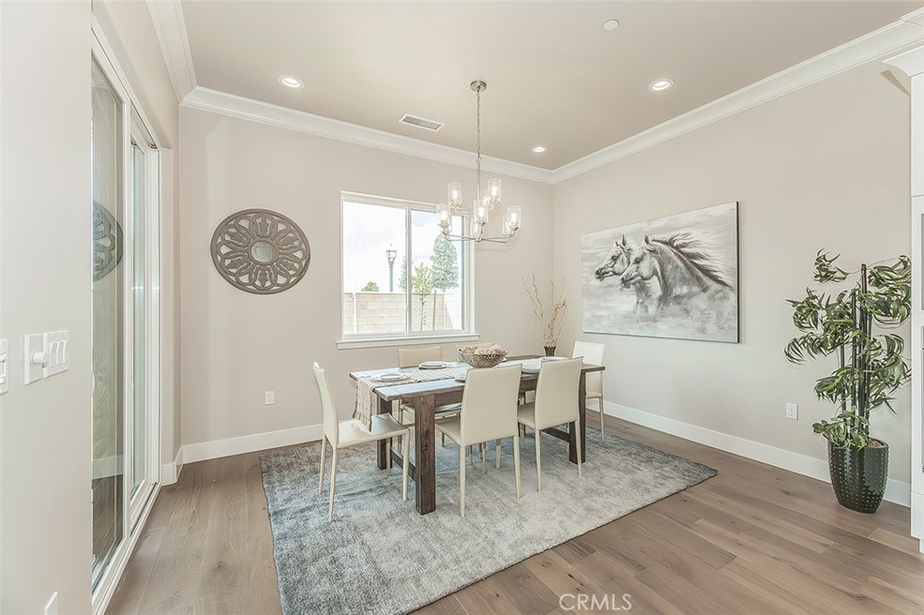 11421 N Live Oak Dr, Fresno, CA 93730