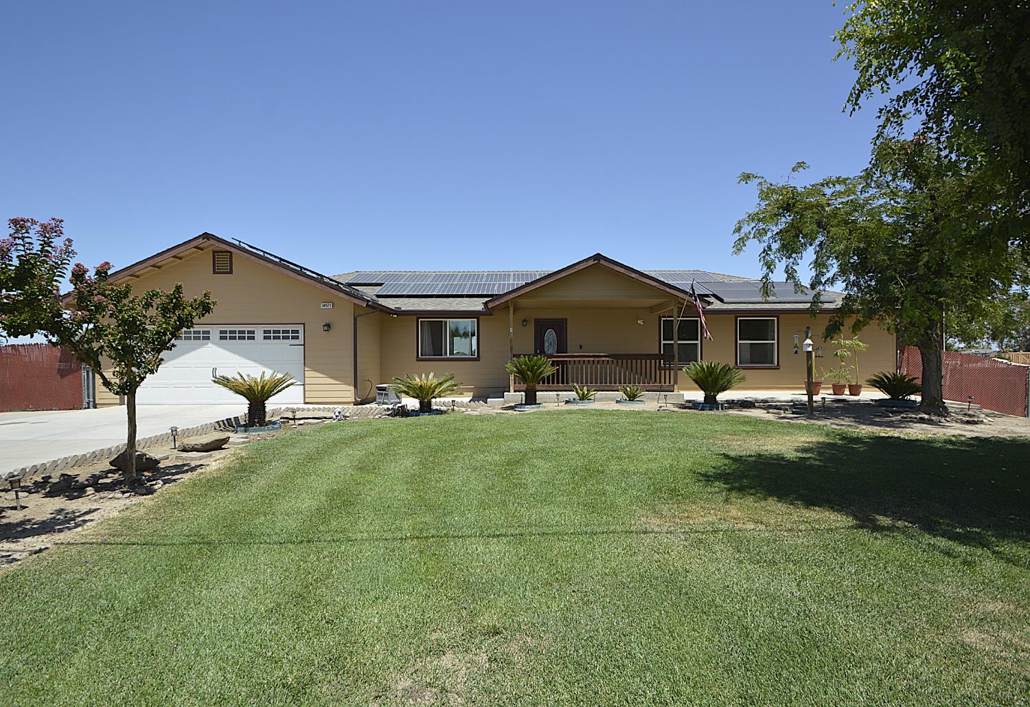34921 Bonadelle Ave, Madera, CA 93636