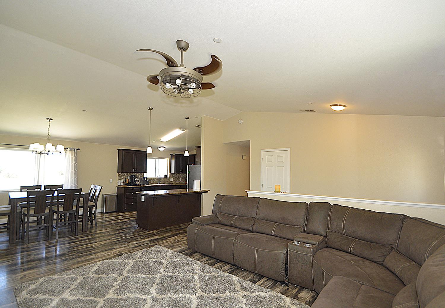34921 Bonadelle Ave, Madera, CA 93636