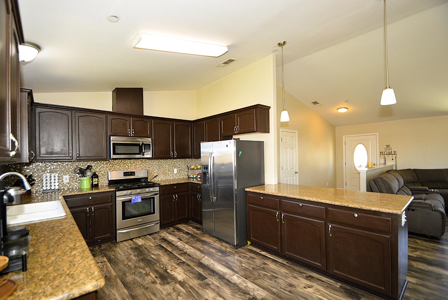 34921 Bonadelle Ave, Madera, CA 93636