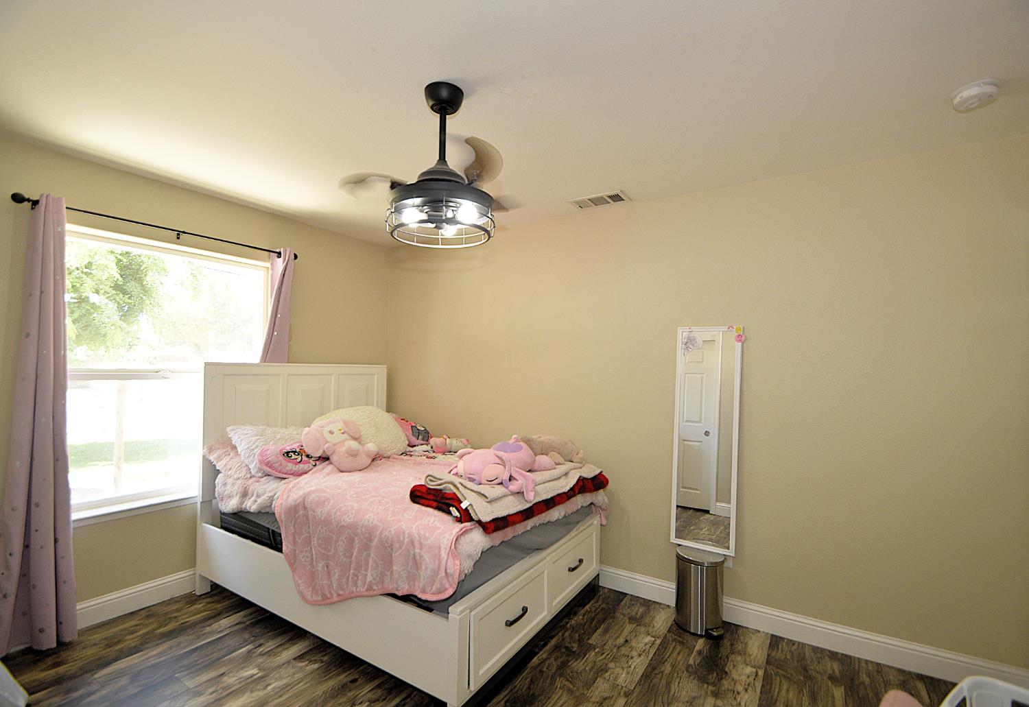 34921 Bonadelle Ave, Madera, CA 93636