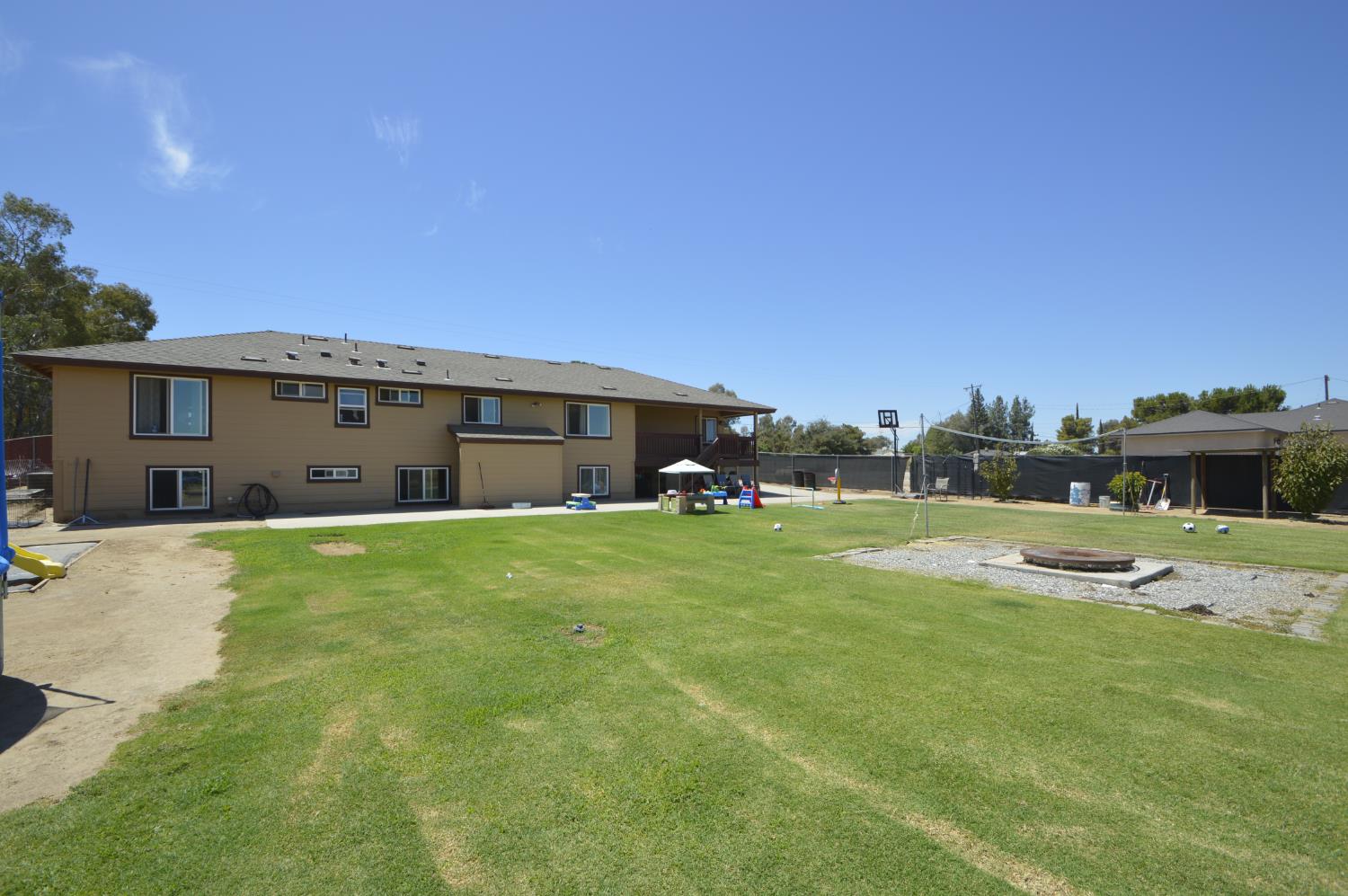 34921 Bonadelle Ave, Madera, CA 93636