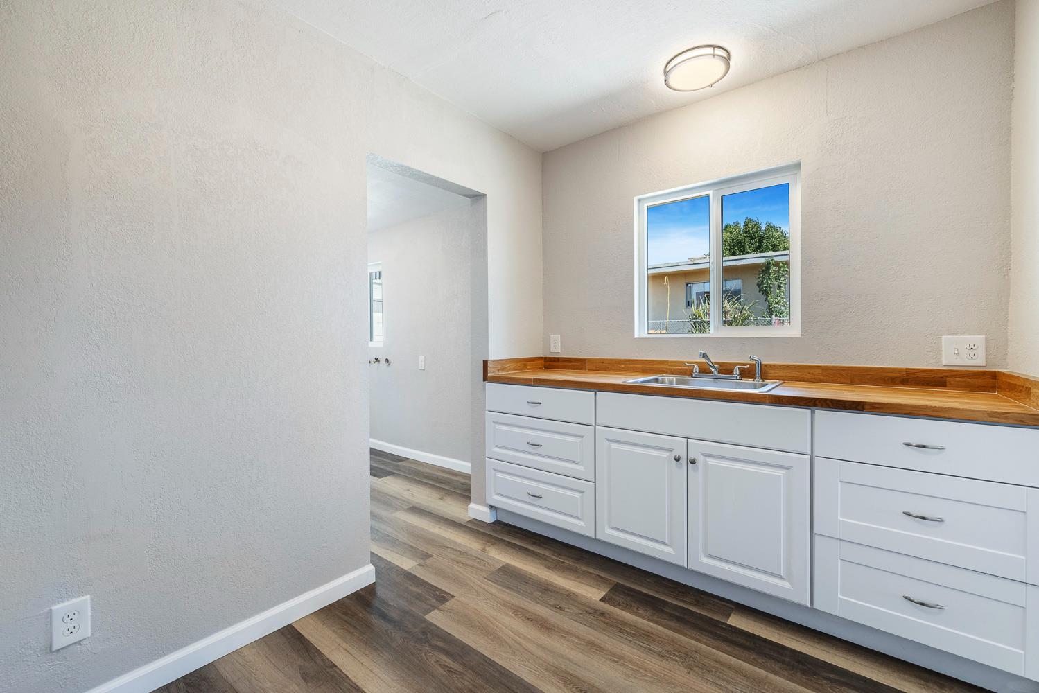 3639 E Lowe Ave, Fresno, CA 93702
