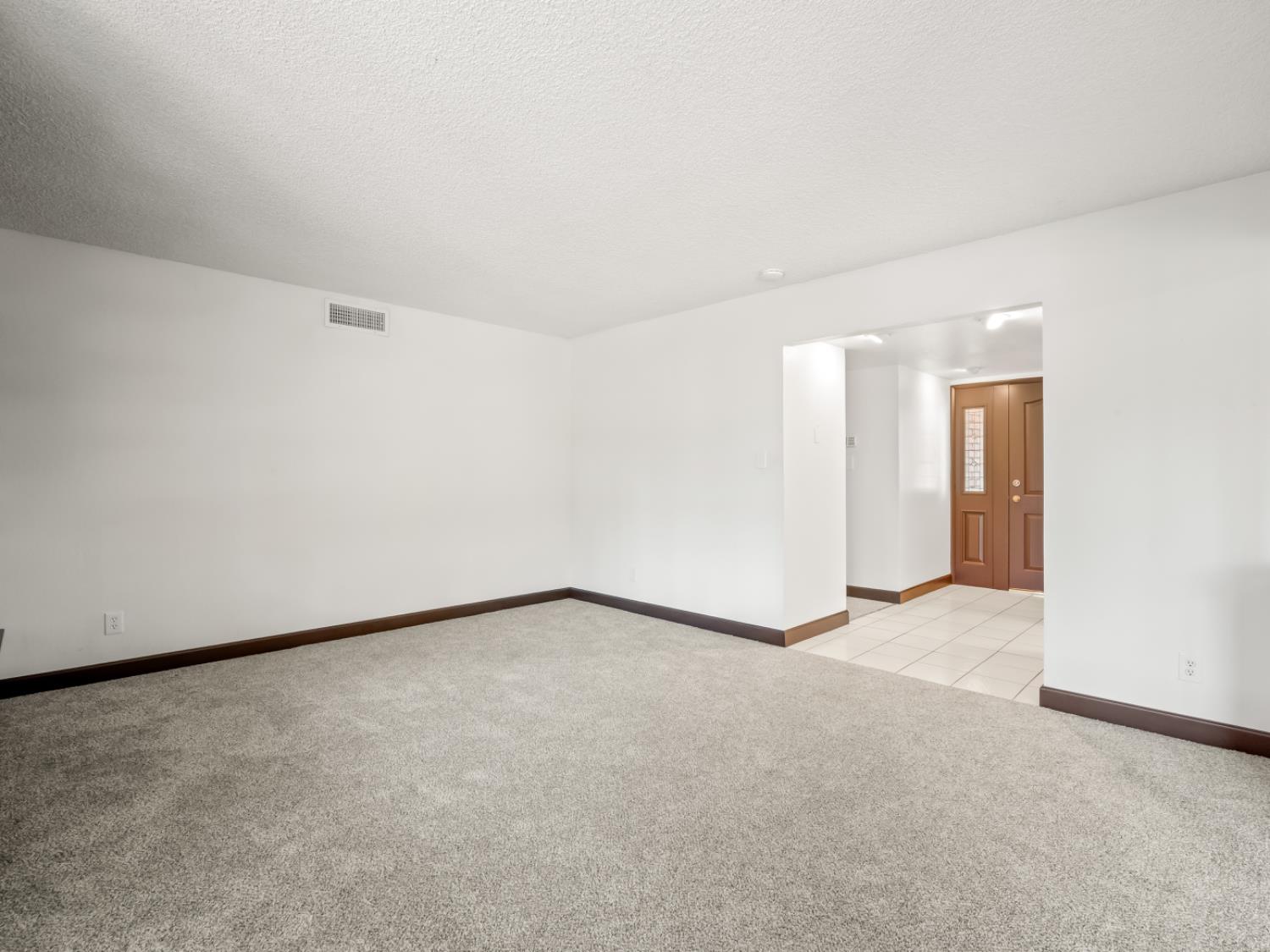 4526 E Santa Ana Ave, Fresno, CA 93726