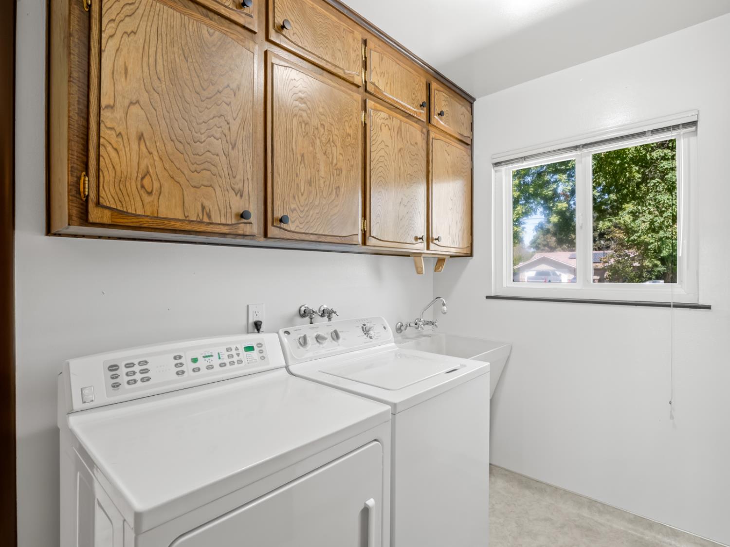 4526 E Santa Ana Ave, Fresno, CA 93726