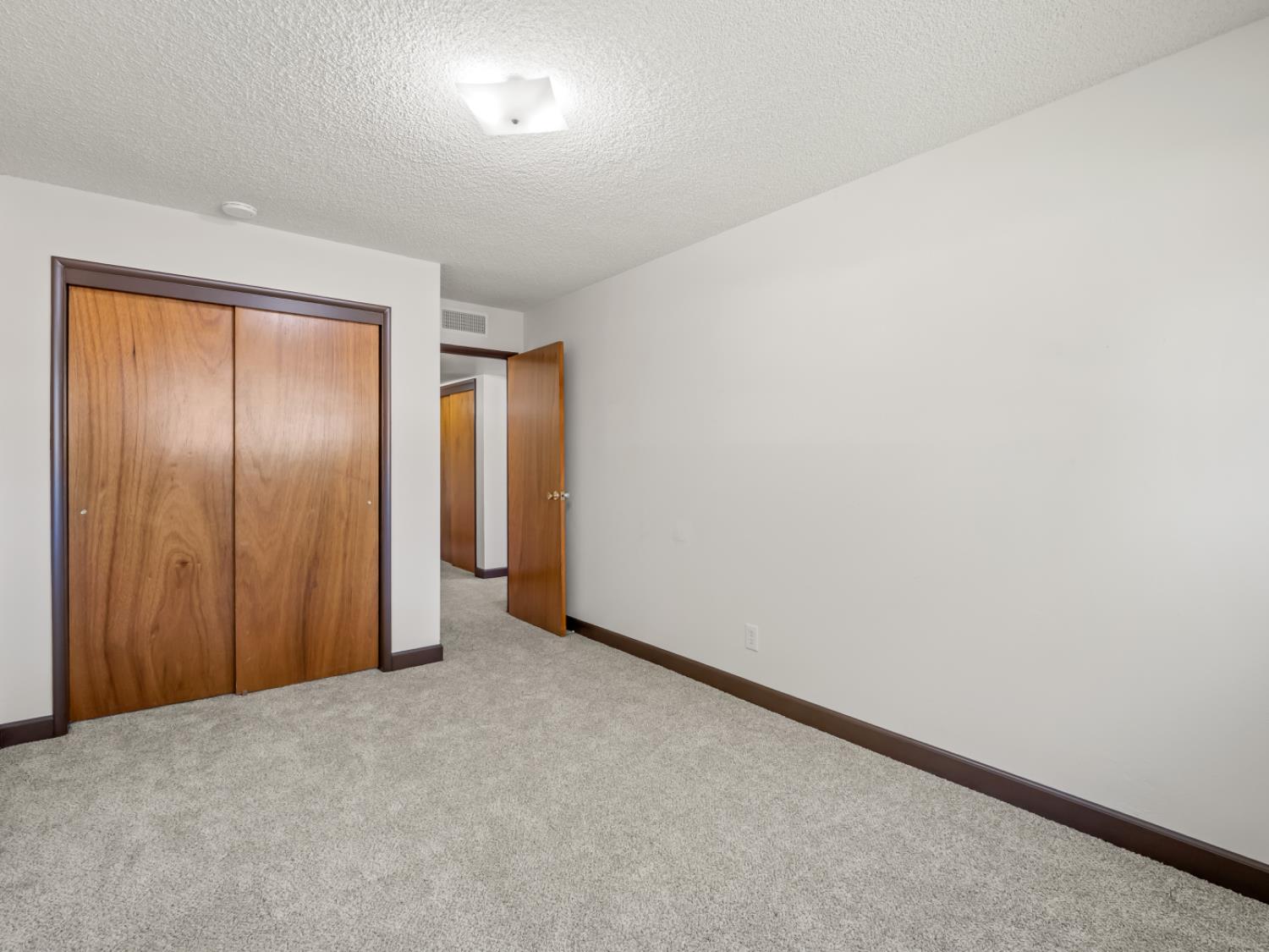 4526 E Santa Ana Ave, Fresno, CA 93726
