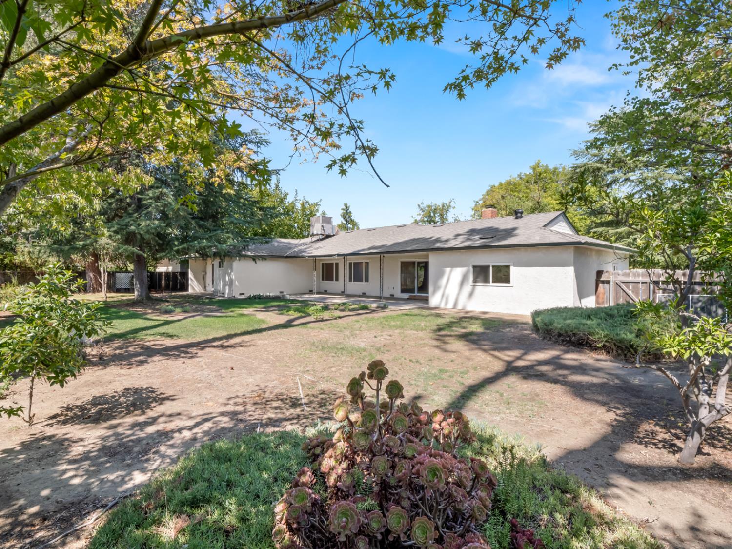 4526 E Santa Ana Ave, Fresno, CA 93726