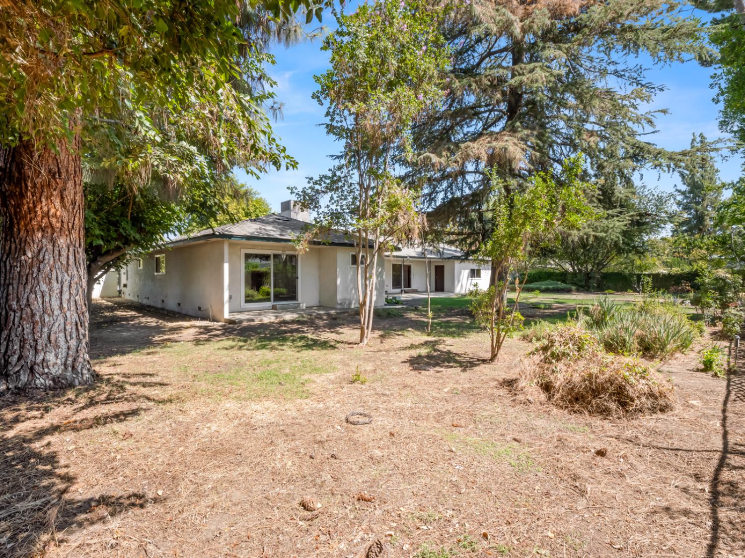 4526 E Santa Ana Ave, Fresno, CA 93726