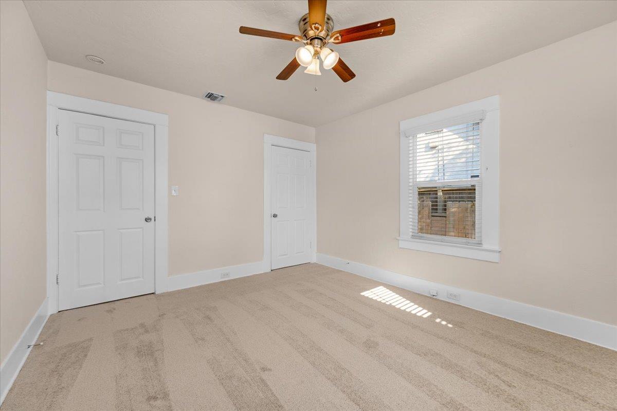 1905 N Vagedes, Fresno, CA 93705