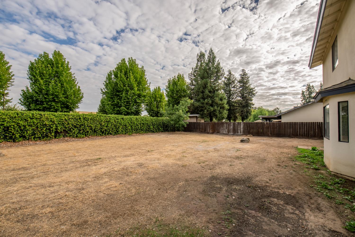 4386 Magill Ave, Fresno, CA 93722