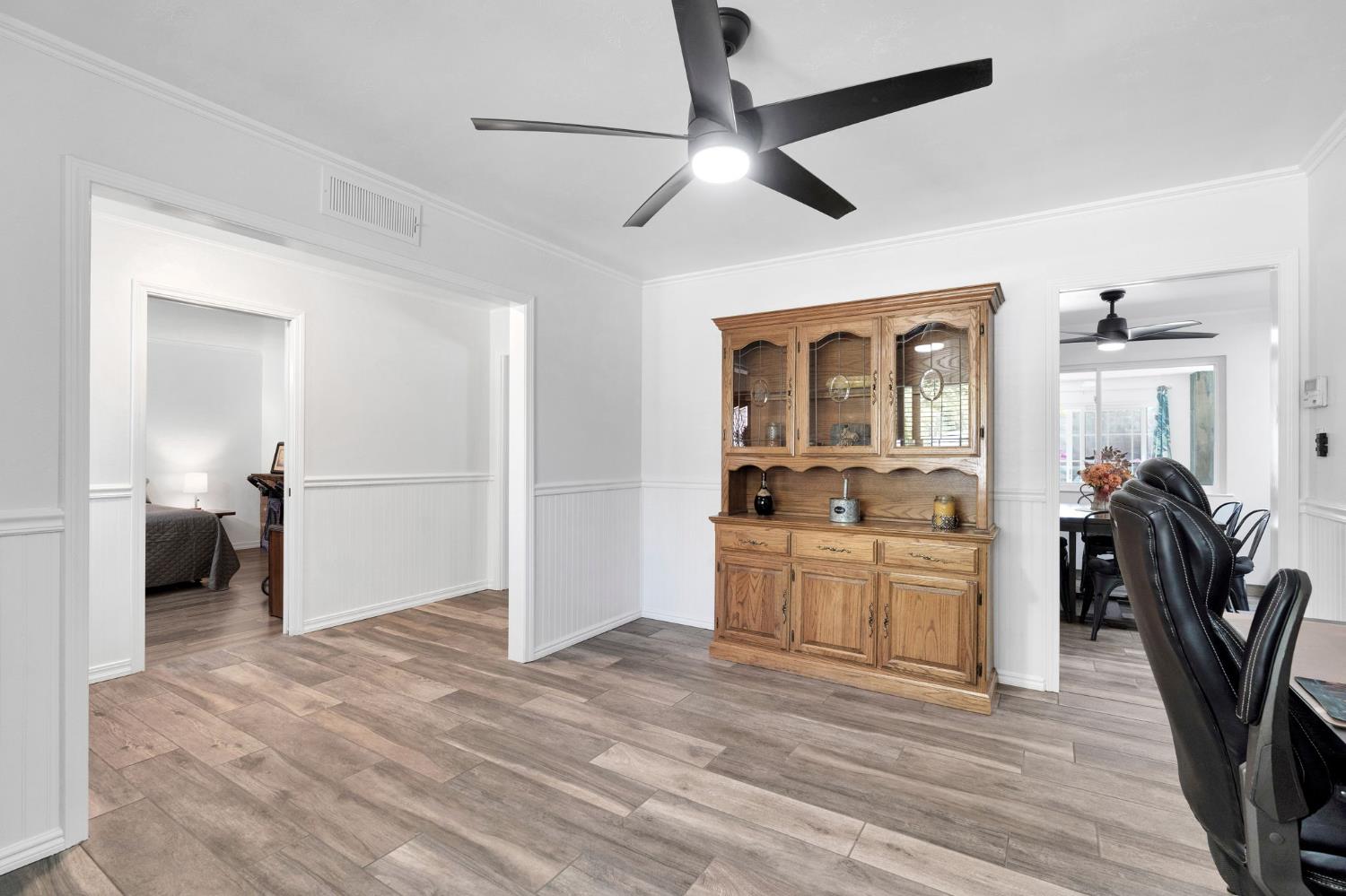5460 N Blosser Ave, Fresno, CA 93711
