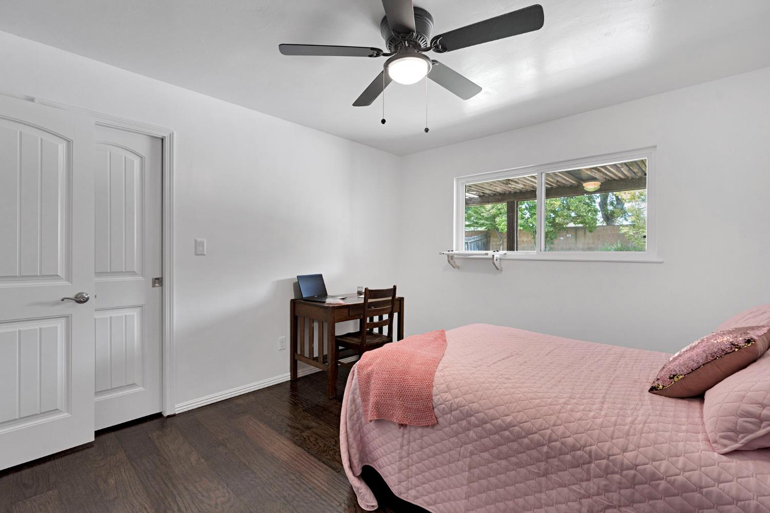 5460 N Blosser Ave, Fresno, CA 93711
