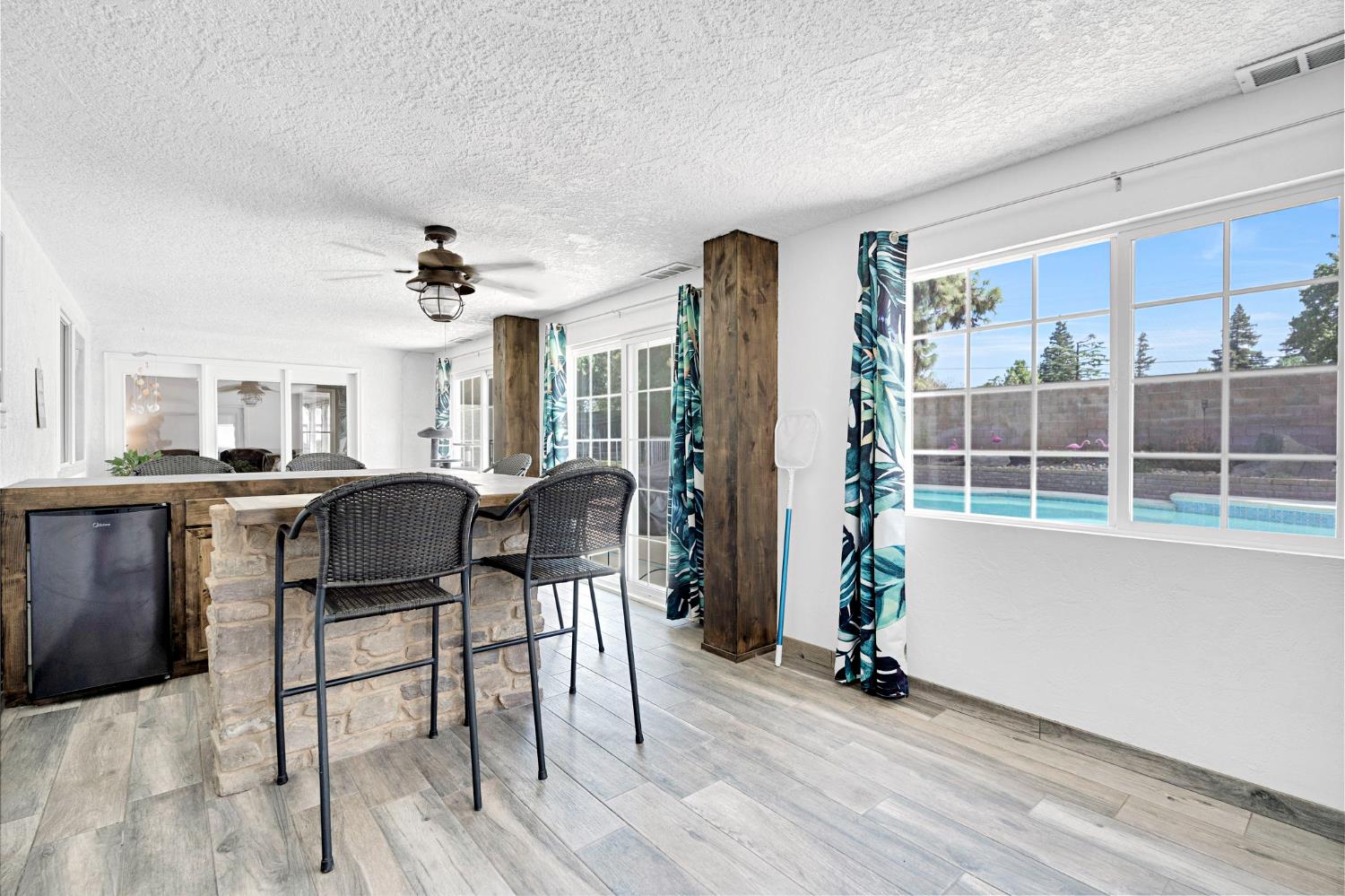 5460 N Blosser Ave, Fresno, CA 93711
