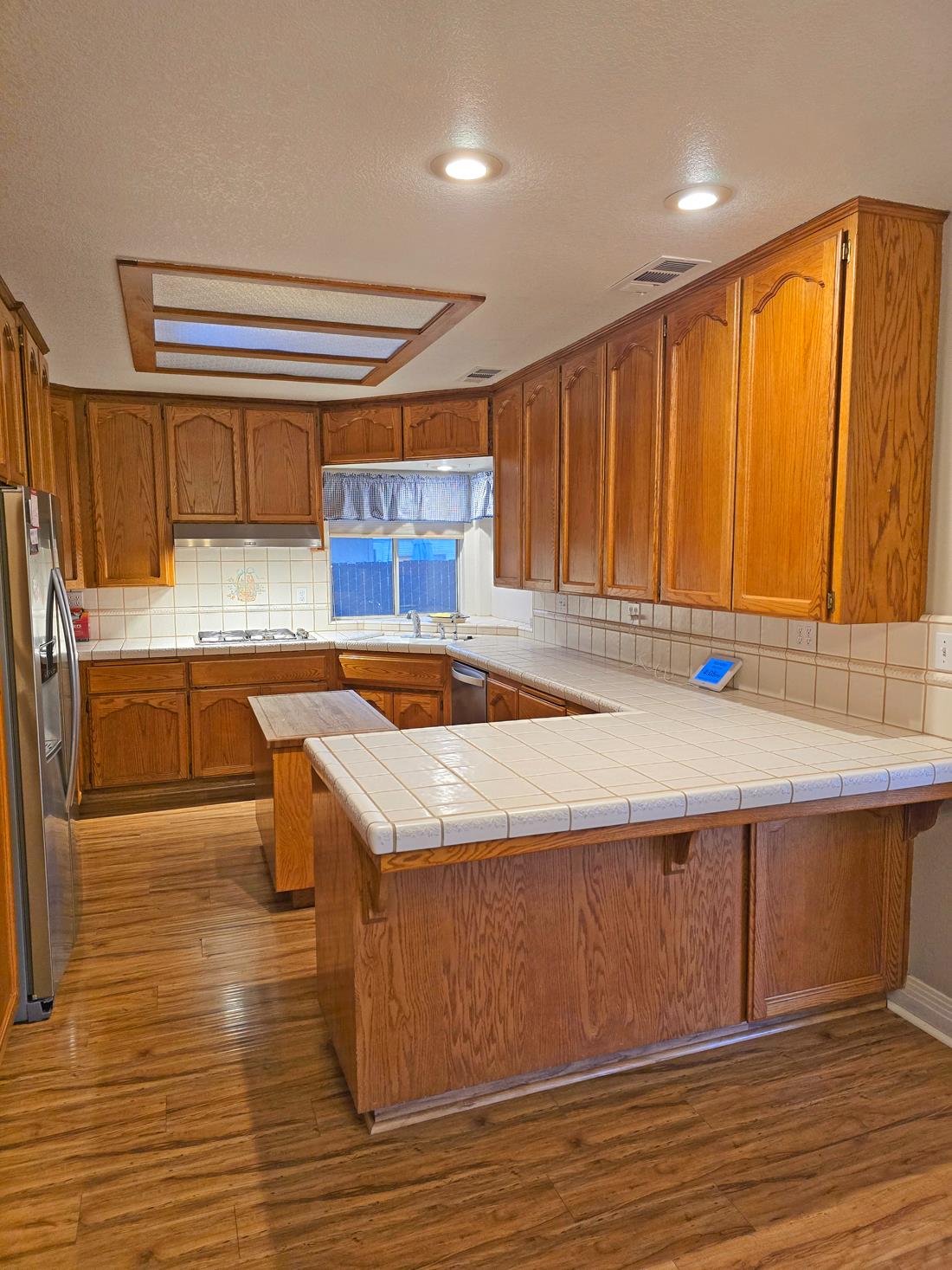 6711 N Chestnut Ave, Fresno, CA 93710