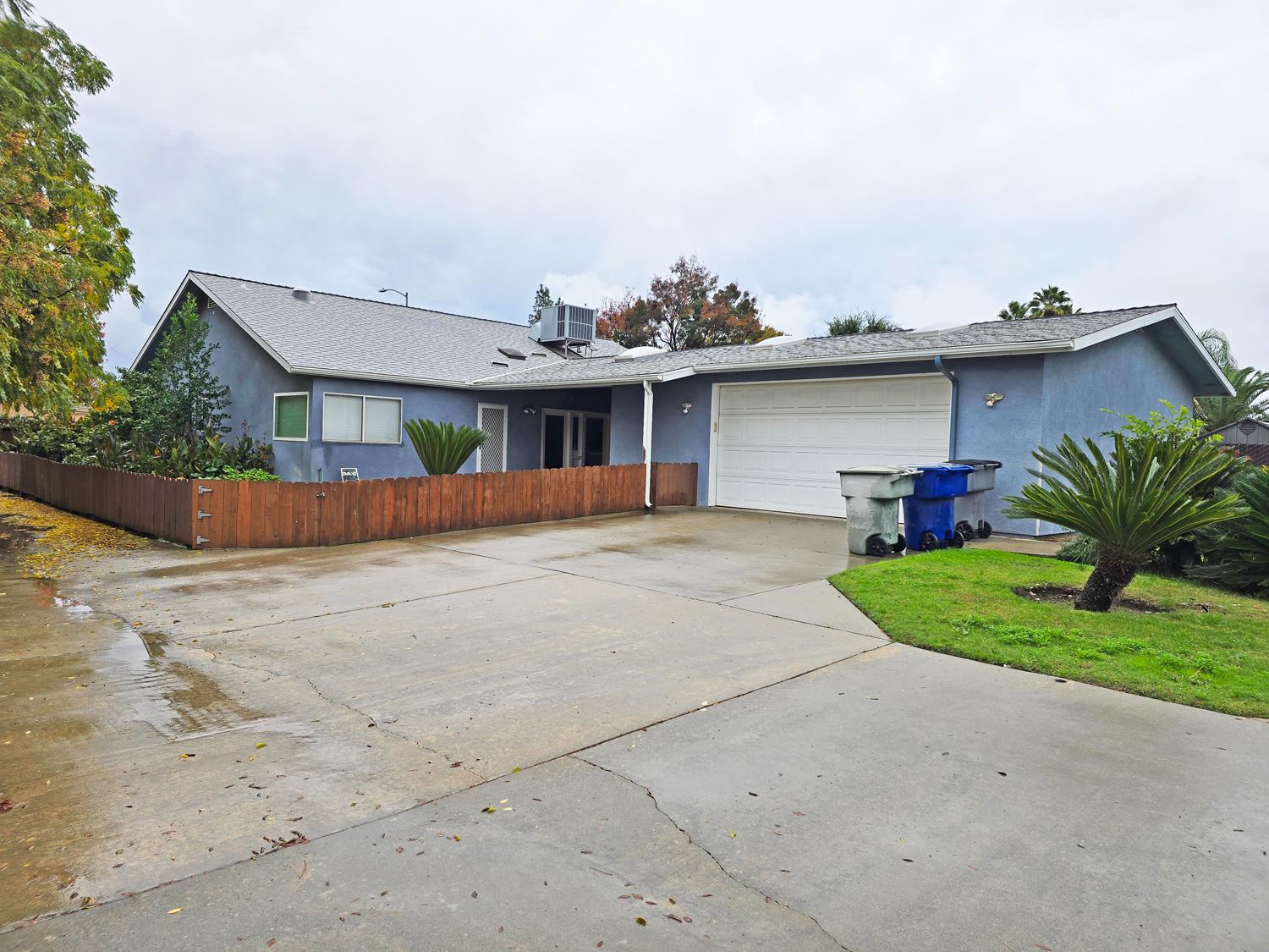 6711 N Chestnut Ave, Fresno, CA 93710