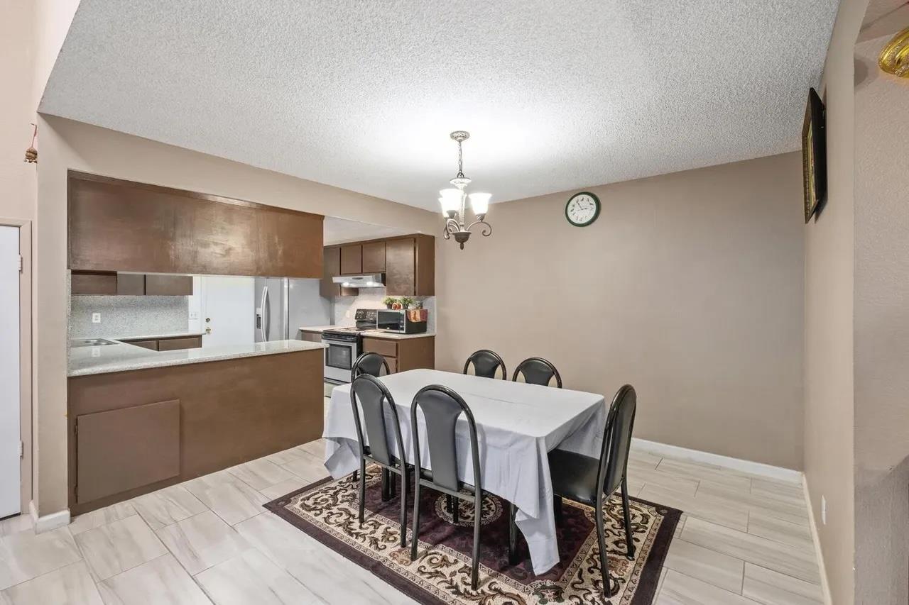 2780 N Marty, Fresno, CA 93722