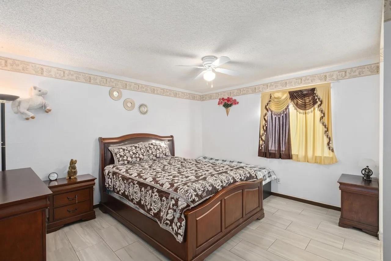 2780 N Marty, Fresno, CA 93722