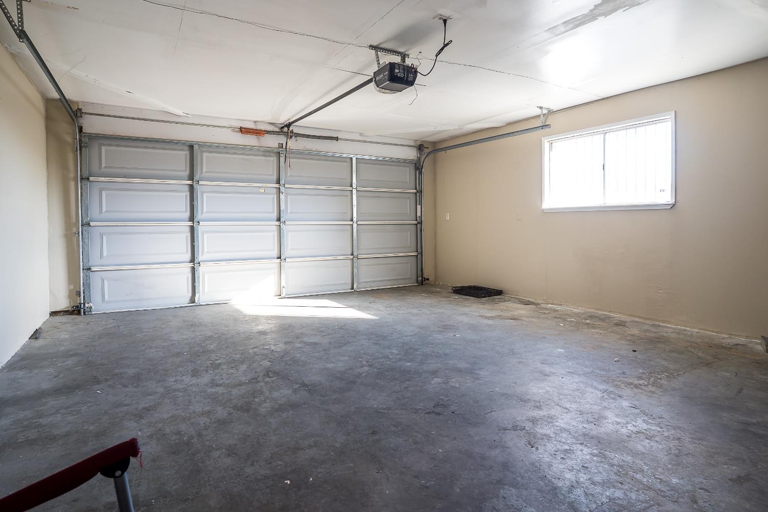 3411 N 3Rd St, Fresno, CA 93726