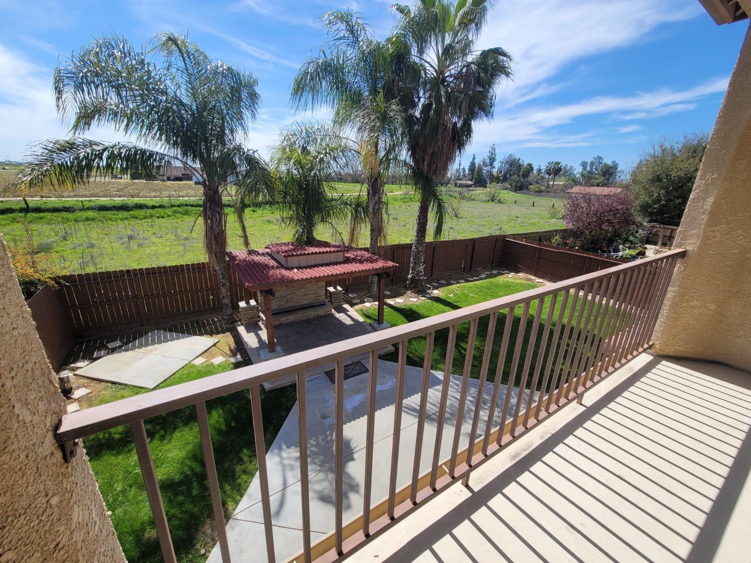 6587 W Wrenwood Ln, Fresno, CA 93723