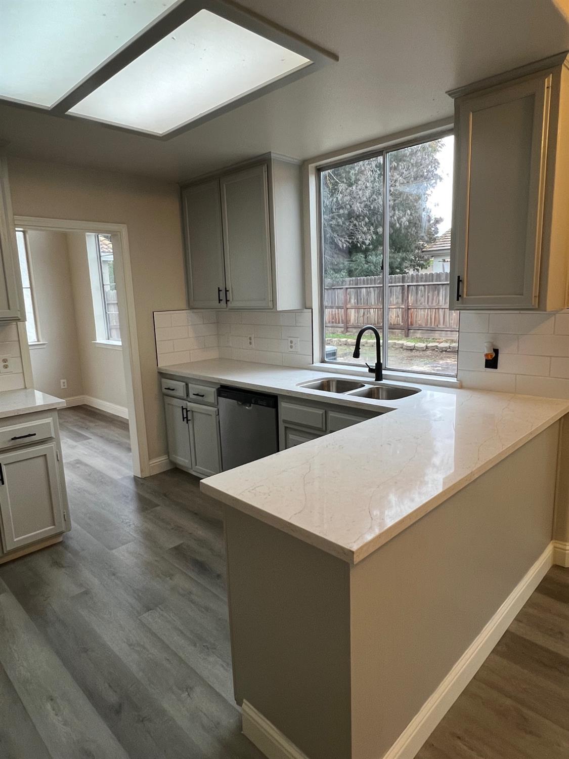 5930 W Birch Ave, Fresno, CA 93722