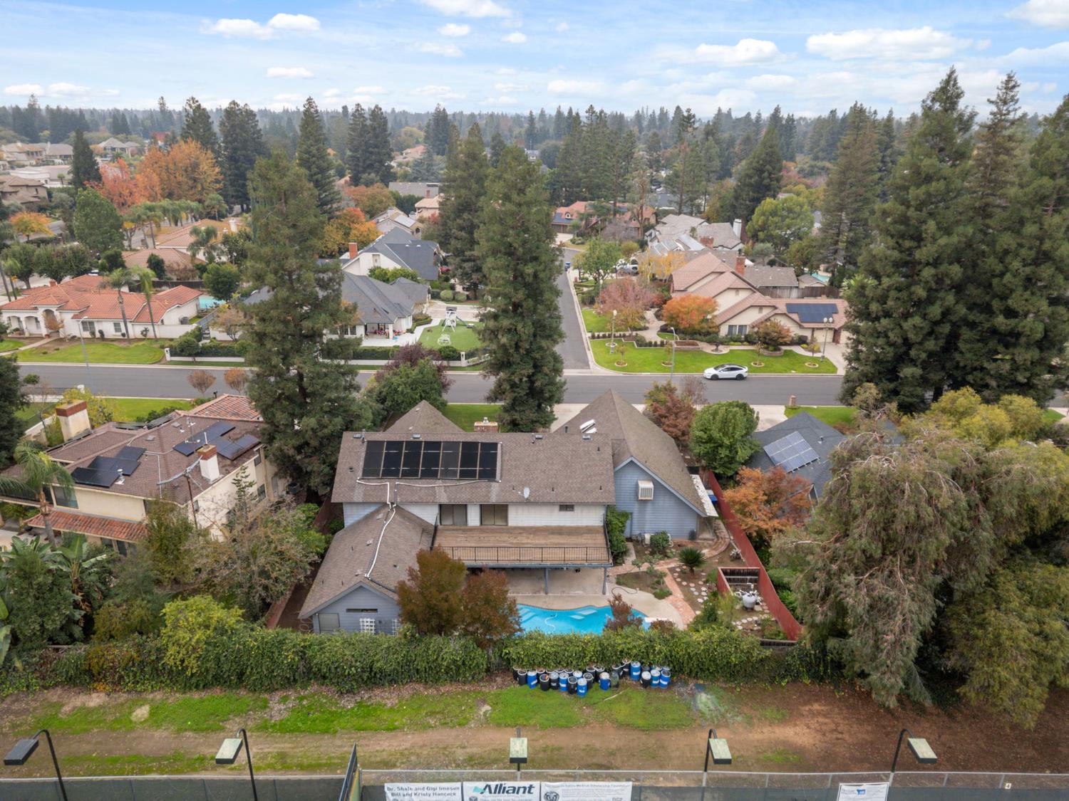 7442 N Tahan Ave, Fresno, CA 93711