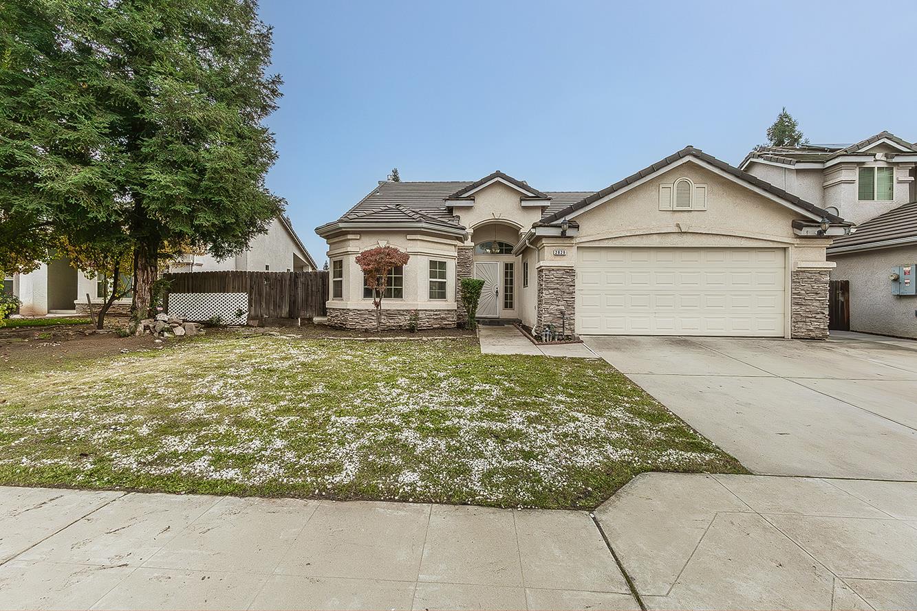 2829 E Decatur Ave, Fresno, CA 93720