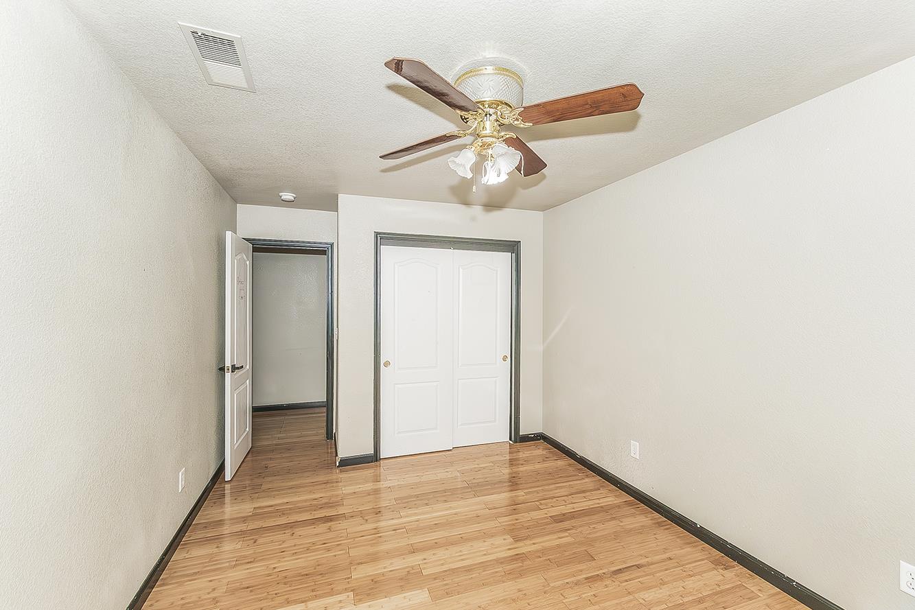 2829 E Decatur Ave, Fresno, CA 93720