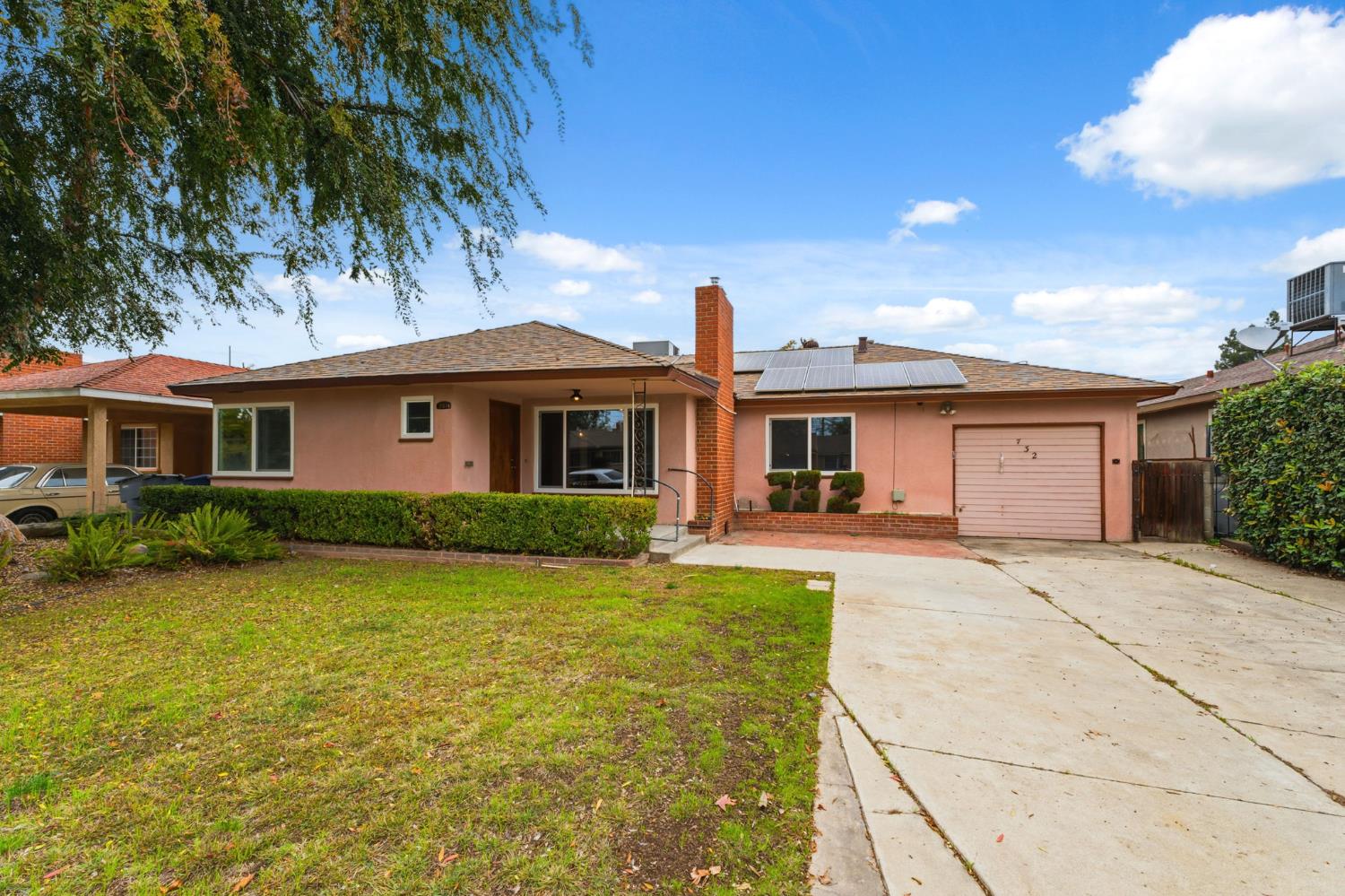 732 W Cortland Ave, Fresno, CA 93705