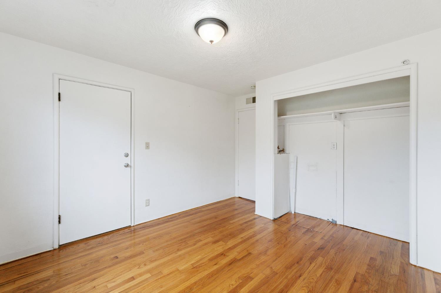 732 W Cortland Ave, Fresno, CA 93705