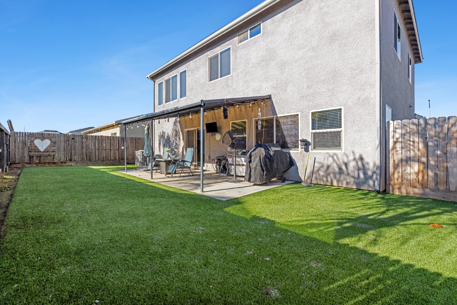 5265 W Lamona Ave, Fresno, CA 93722