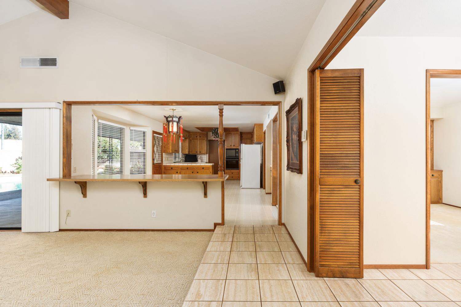 1544 E Jordan Ave, Fresno, CA 93720