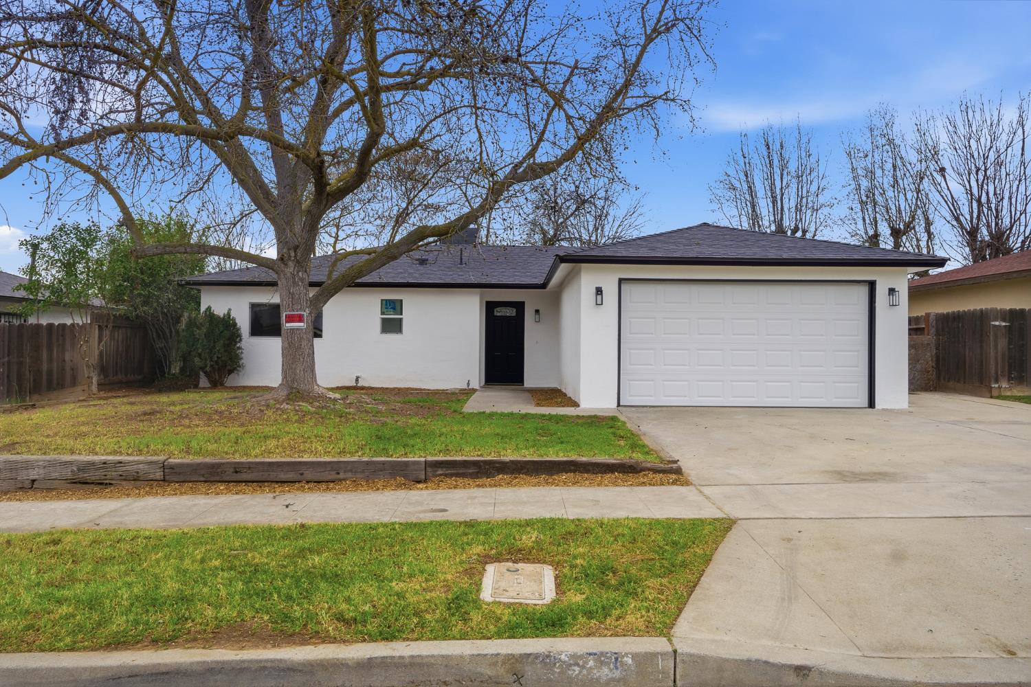 4573 N Woodson Ave, Fresno, CA 93705
