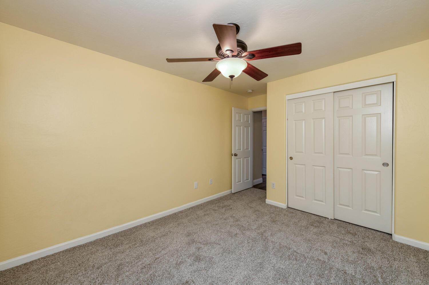 3422 N Gregory Ave, Fresno, CA 93722