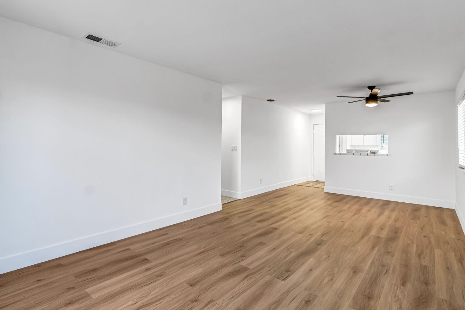 4376 W Cardiff Ave, Fresno, CA 93722