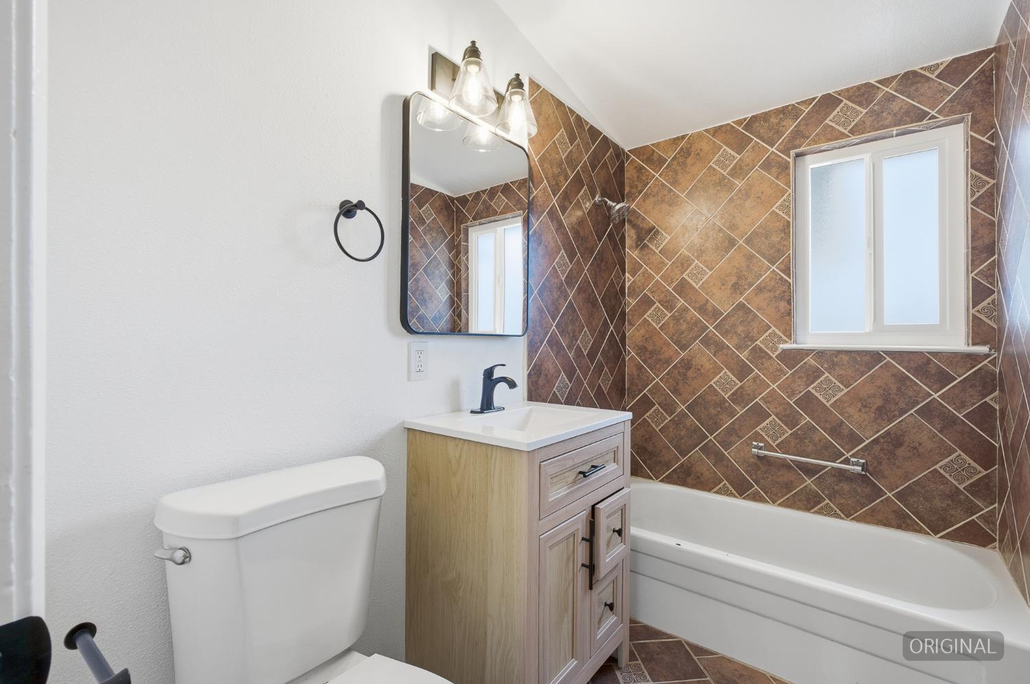 1150 E Jensen Ave, Fresno, CA 93706